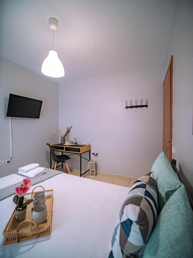 Little Emerald - Central Spot Apartments Volos Ngoại thất bức ảnh