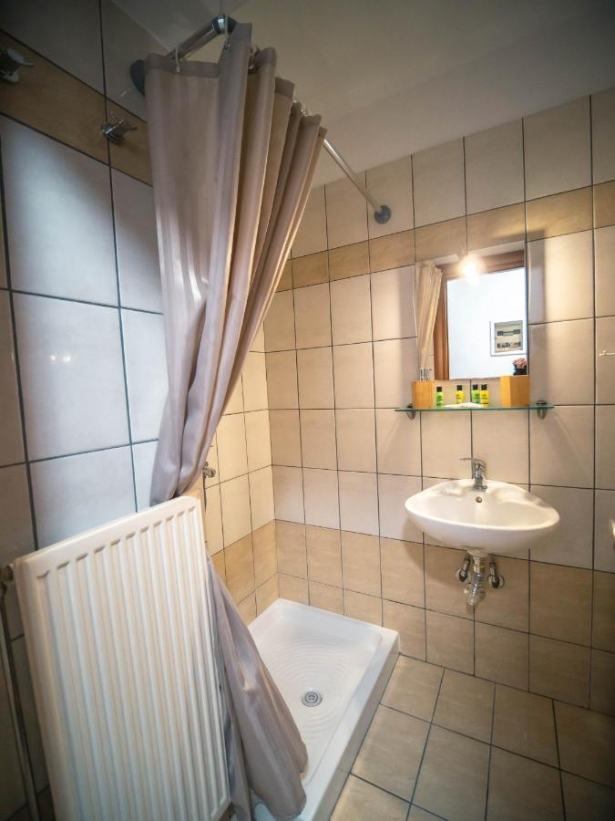 Little Emerald - Central Spot Apartments Volos Ngoại thất bức ảnh