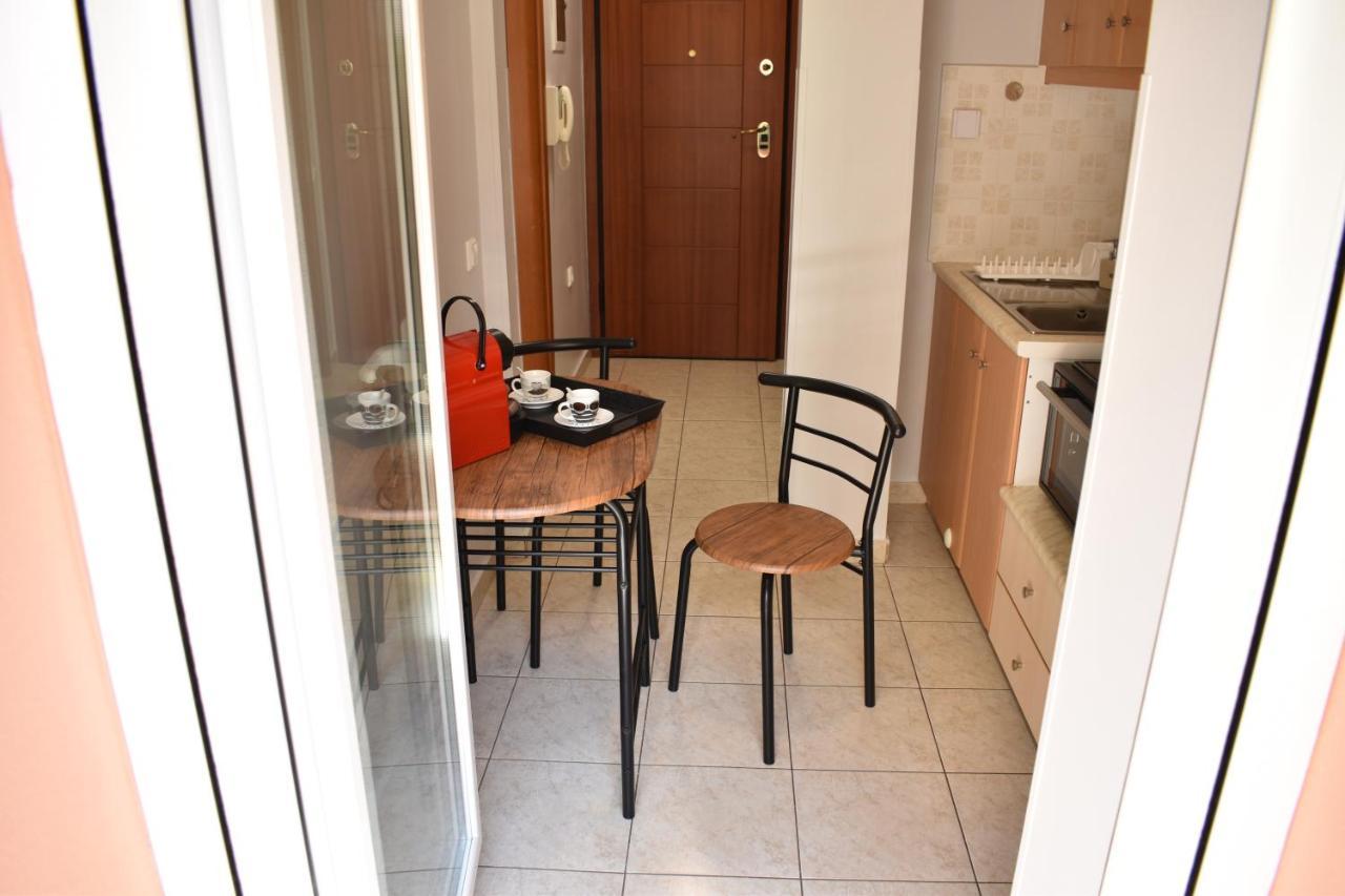 Little Emerald - Central Spot Apartments Volos Ngoại thất bức ảnh