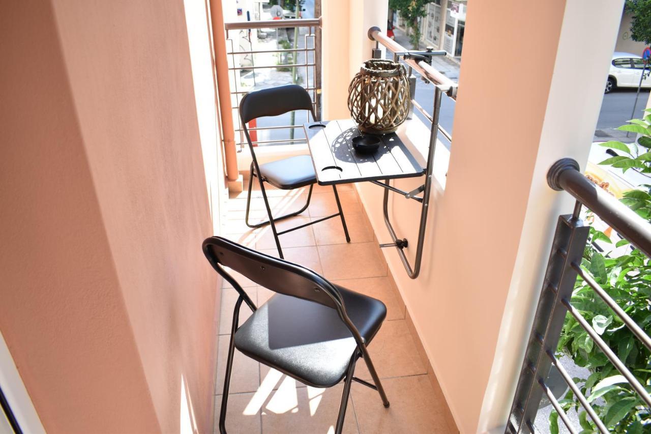 Little Emerald - Central Spot Apartments Volos Ngoại thất bức ảnh