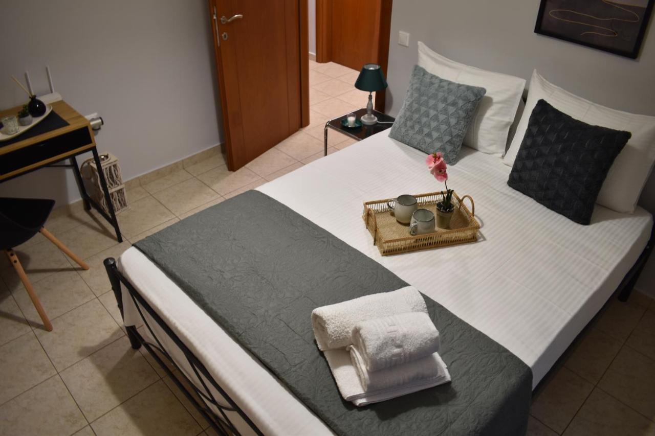 Little Emerald - Central Spot Apartments Volos Ngoại thất bức ảnh