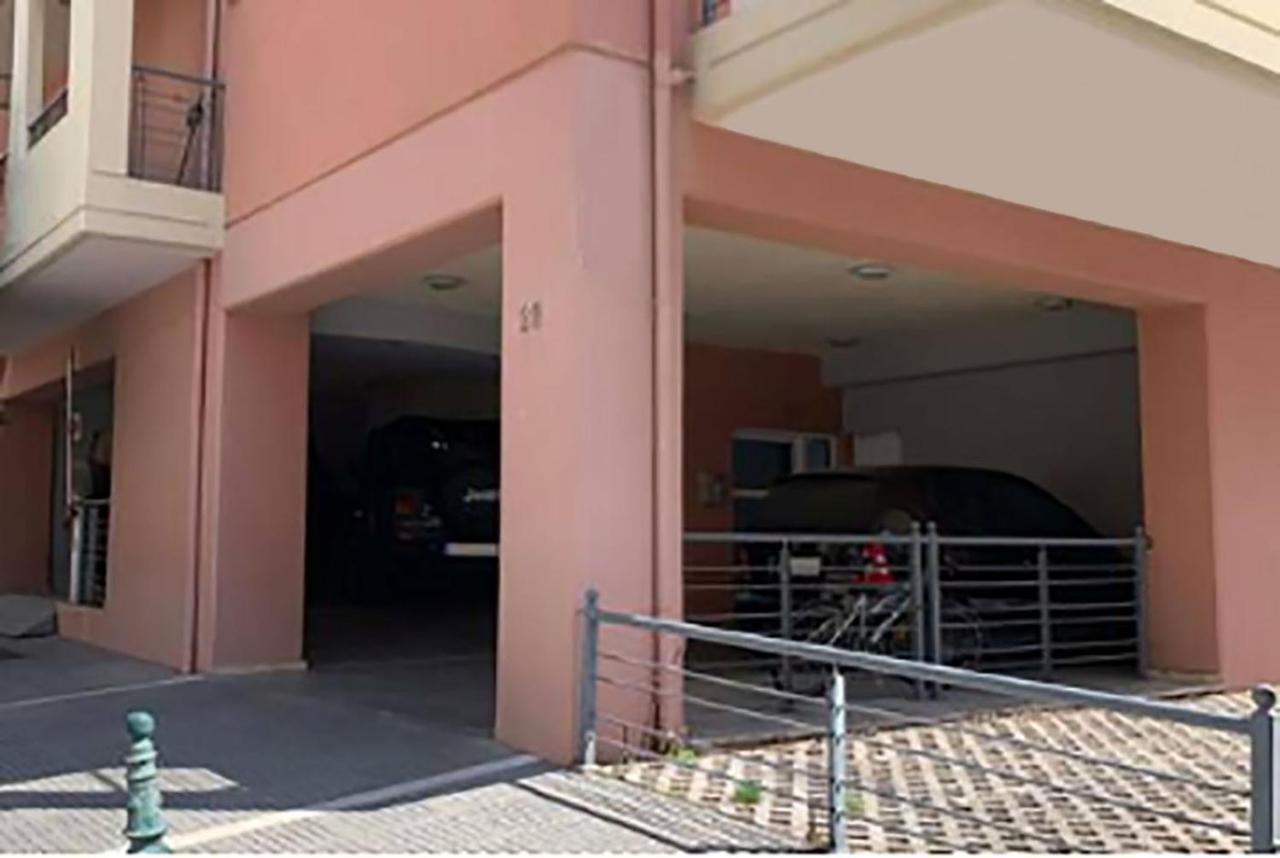Little Emerald - Central Spot Apartments Volos Ngoại thất bức ảnh